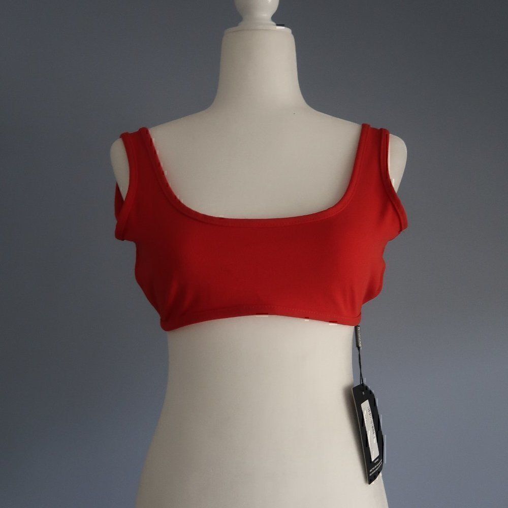 PRETTYLITTLETHING RED CREPE SCOOP NECK CROP TOP SIZE 4 NWT